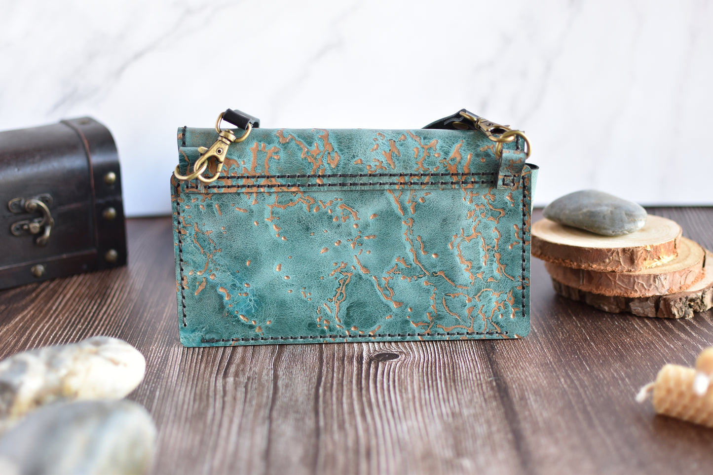 Marbled Jade Leather Cell Phone Purse