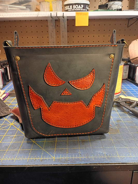 Pumpkin face mini-tote purse