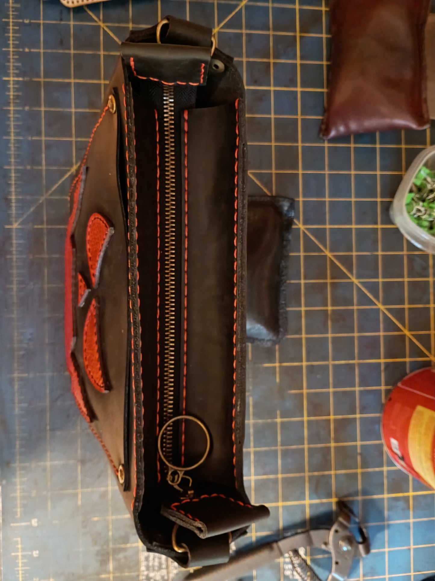 Pumpkin face mini-tote purse